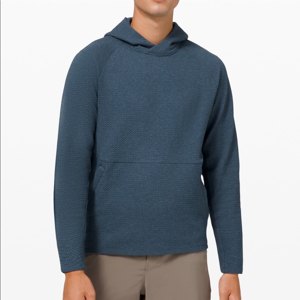 NWT Mens Lululemon At Ease Hoodie size S blue/black